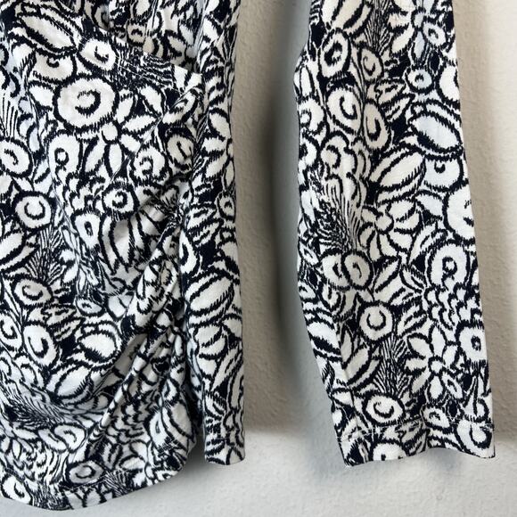 Lands’ End Floral Faux Wrap Shirt small Petite Soft Stretch boho long sleeve - Picture 3 of 12